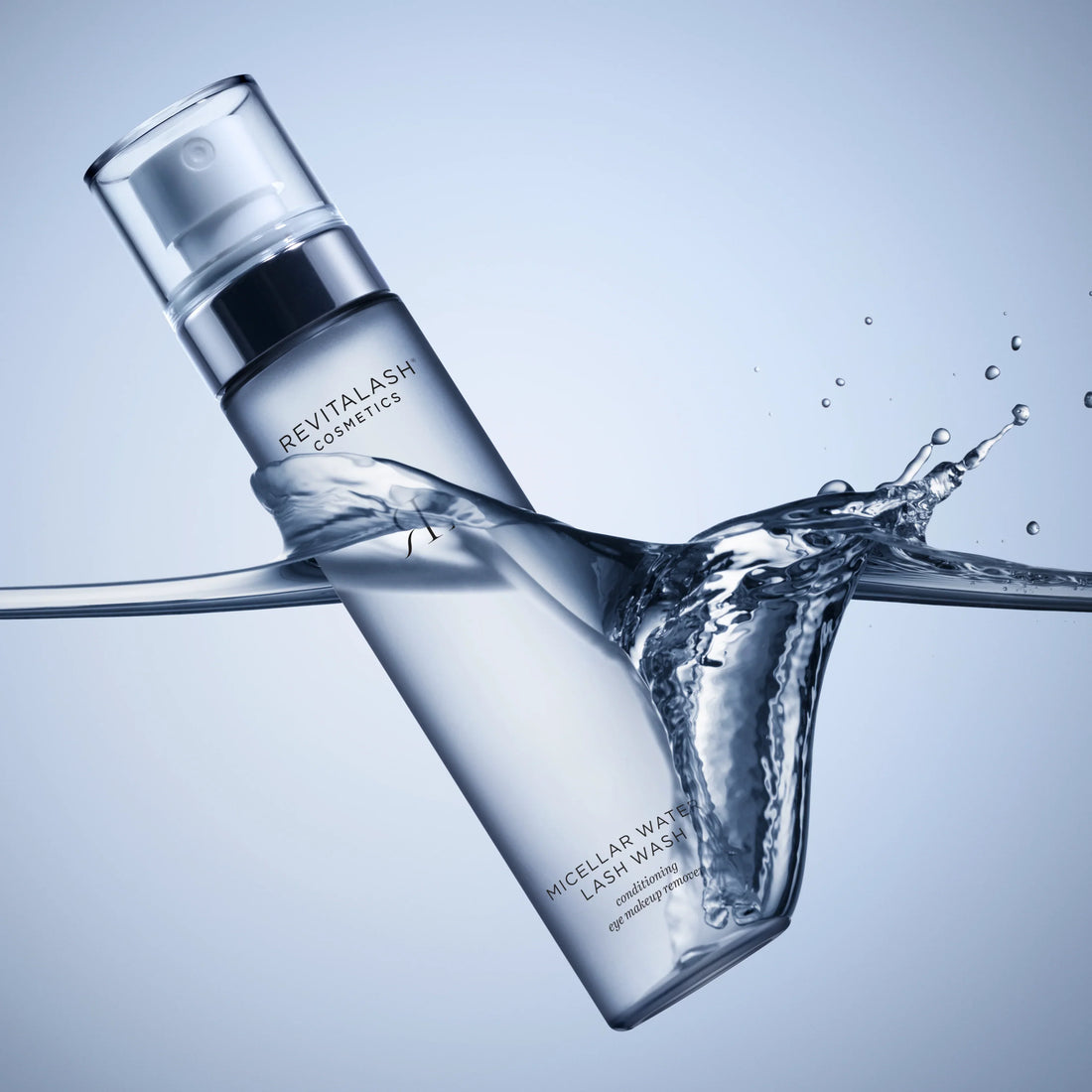 Woda micelarna - czy masz ją już w swojej pielęgnacji?