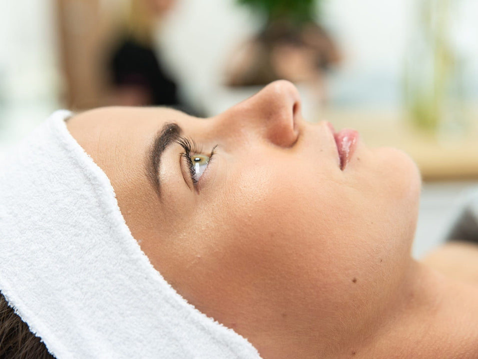 Czy można stosować odżywkę do rzęs po infekcjach oka