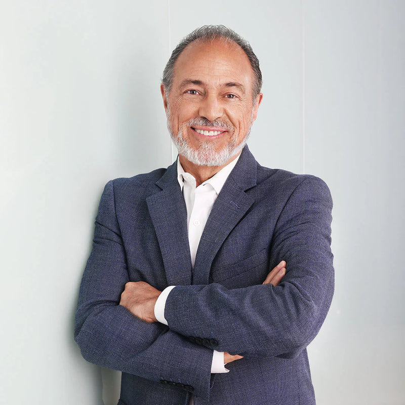 Dr Michael Brinkenhoff, twórca RevitaLash Cosmetics, odpowiada na najczęściej zadawane pytania